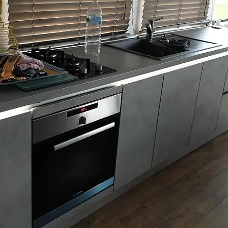 Sejour Confortable Sur Peniche Luxueuse Botel *