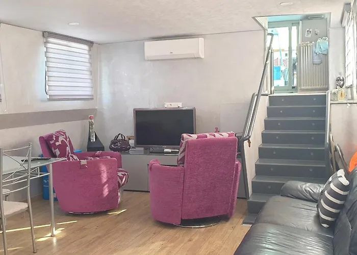 Bateau-hôtel Confortable Sur Péniche Luxueuse *