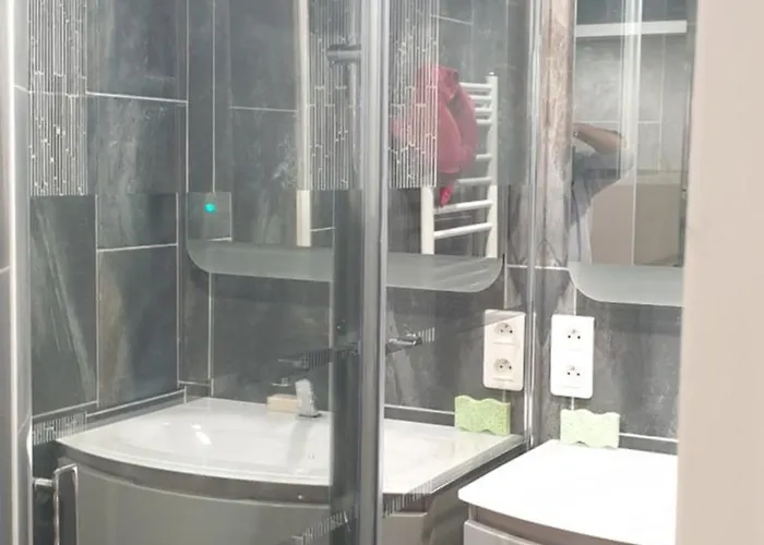 Confortable Sur Péniche Luxueuse Bateau-hôtel